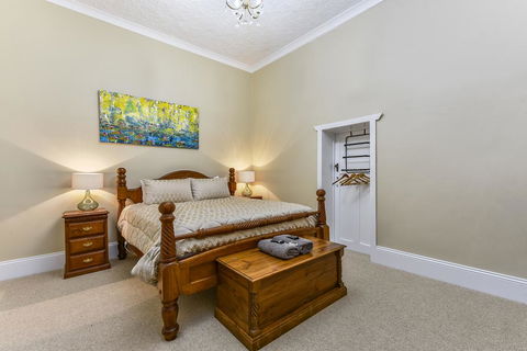 The Jazz B&B - Accommodation Redcliffe 3