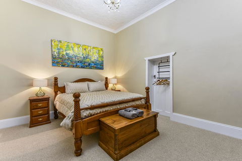 The Jazz B&B - Accommodation Redcliffe 1