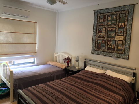 The Jewel Of The Bay - Accommodation Redcliffe 3