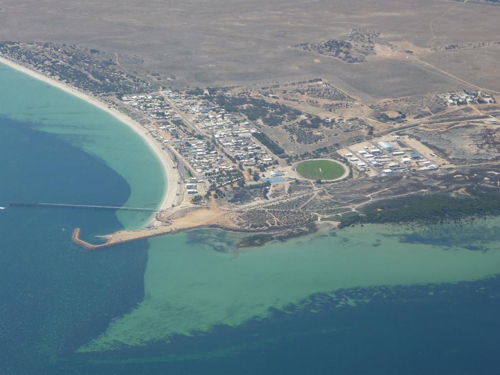 Mount Damper SA Accommodation Redcliffe
