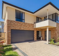 The Lane Doubleview - Accommodation Redcliffe