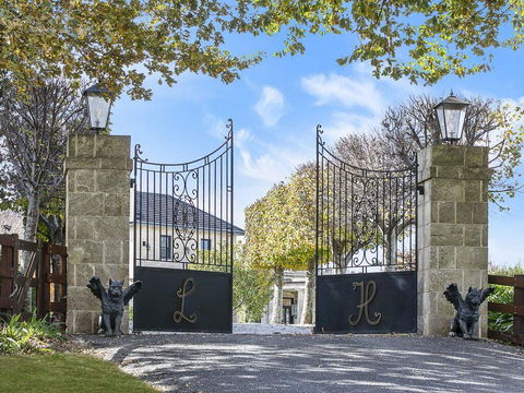 The Lodge @ Linden Hall - Accommodation Redcliffe 2