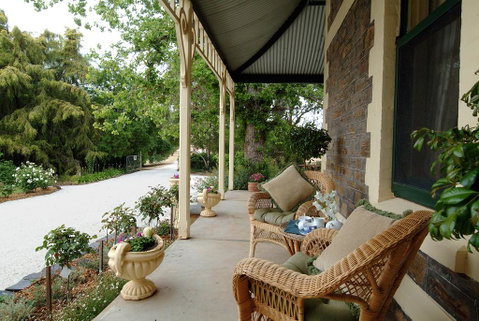 The Lodge Country House - Accommodation Redcliffe 1