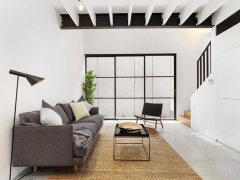 THE LOFT (I687)-L'Abode - Accommodation Redcliffe 2