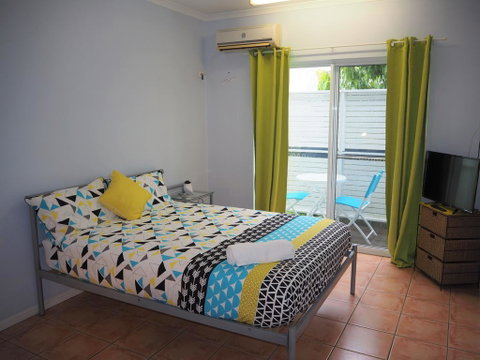 The Martyn Budget Apartment (no A/c) - Accommodation Redcliffe 2