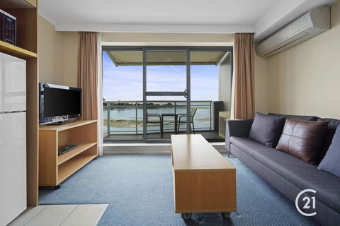 The Oaks Waterfront Resort, Unit 511 - Accommodation Redcliffe 0