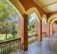 The Old Priory - Accommodation Redcliffe