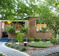 The Orange Fox - Accommodation Redcliffe