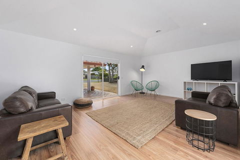 The Orchard - Accommodation Redcliffe 3