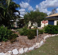 The Red Piranha - Rainbow Beach Close to everything air con and pet friendly - Accommodation Redcliffe