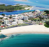 The Reef 103 - Lakeside - Accommodation Redcliffe