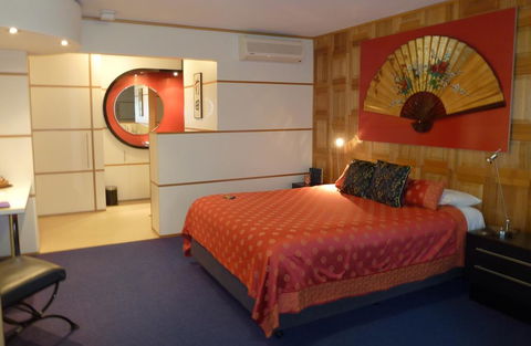 The Retreat At Froog Moore Park - Accommodation Redcliffe 1