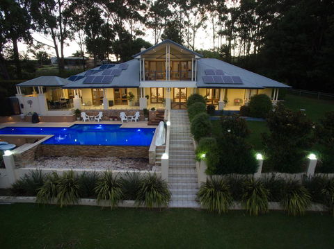 The Ridge Retreat At Mollymook - Accommodation Redcliffe 0