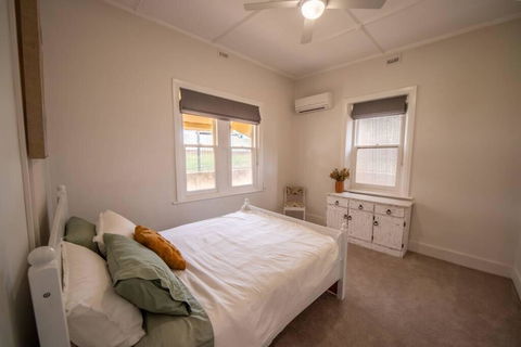 The River Block - Accommodation Redcliffe 1