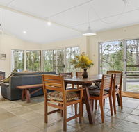 The River House - Accommodation Redcliffe