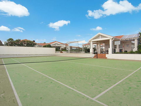 The Sands 51 - A Beach Escape - Accommodation Redcliffe 3