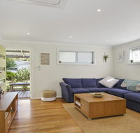 The Shabby Shell - fresh and inviting - Accommodation Redcliffe