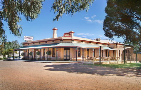 The Standpipe Golf Motor Inn - Accommodation Redcliffe 0