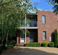 The Track - beautiful townhouse in Bright - Accommodation Redcliffe