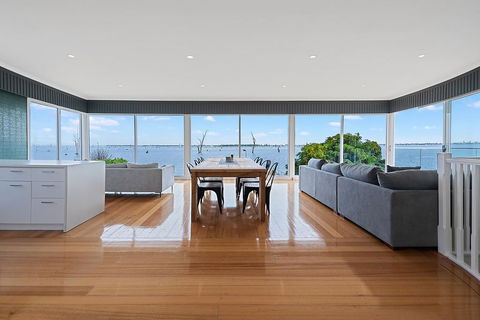 The View - Accommodation Redcliffe 0