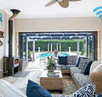 The Villa  Linden Hall Highlands Luxury - Accommodation Redcliffe