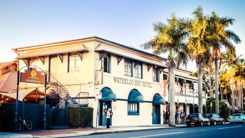 The Waterloo Bay Hotel - Accommodation Redcliffe 0
