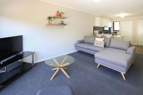 The William - Accommodation Redcliffe 0