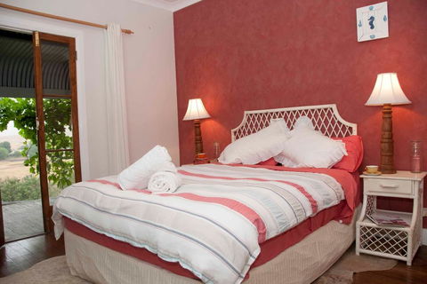 The Woll On Kerripit - Accommodation Redcliffe 1