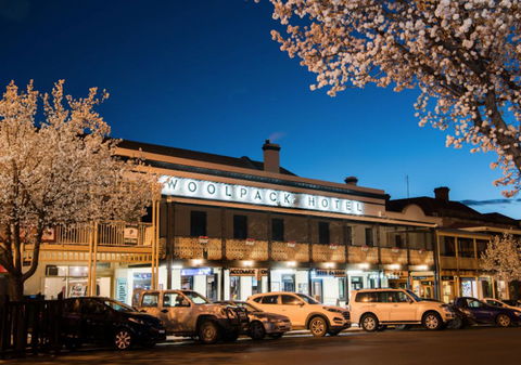 The Woolpack Hotel - Accommodation Redcliffe 0