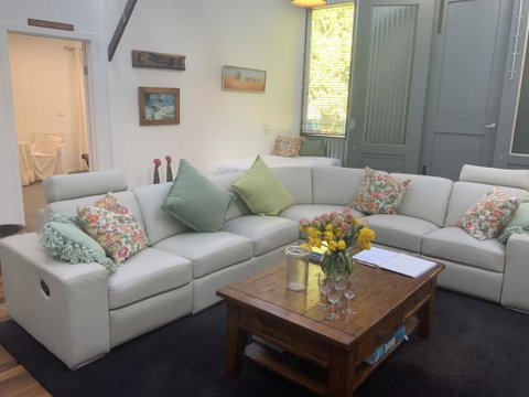 The Woolshed - Accommodation Redcliffe 1
