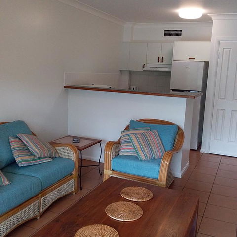 The York Beachfront Holiday Apartments - Accommodation Redcliffe 3