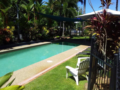 The York Beachfront Holiday Apartments - Accommodation Redcliffe 1