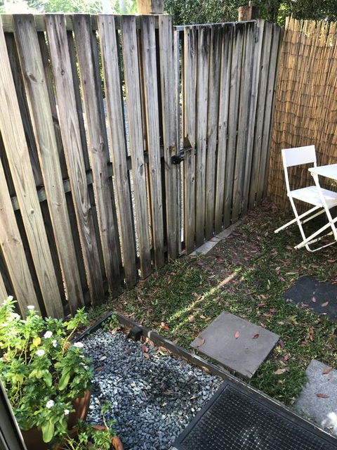 Theme Park Stay - Accommodation Redcliffe 2