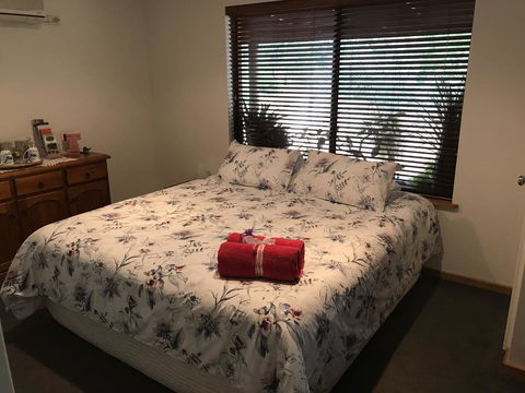 Thistle Do Bed And Breakfast - Accommodation Redcliffe 2