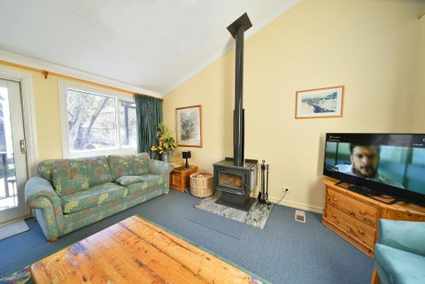 Three Bears 2 - Accommodation Redcliffe 2