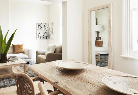 Three Rooms Sydney - Accommodation Redcliffe 2