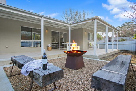 Three Sisters - Accommodation Redcliffe 1