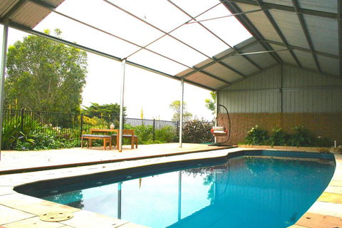 Tindoona Cottages - Accommodation Redcliffe 3