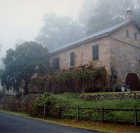 Tizzana Winery Bed and Breakfast - Accommodation Redcliffe