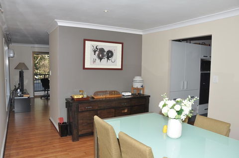 TL Warmest Homestay - Accommodation Redcliffe 1