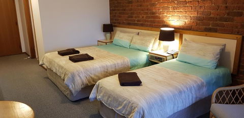 Tooleybuc Club Motor Inn - Accommodation Redcliffe 1