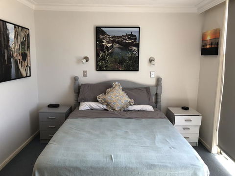 Toowoon Bay Beachfront Apartment - Accommodation Redcliffe 3