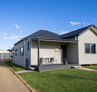 Topaz Cottage - Accommodation Redcliffe