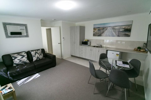 Top Spot Motel - Accommodation Redcliffe 3