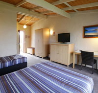 Torquay Hotel/Motel - Accommodation Redcliffe