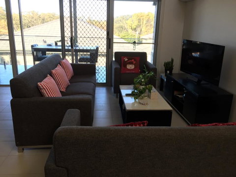 Townhouse - Accommodation Redcliffe 1