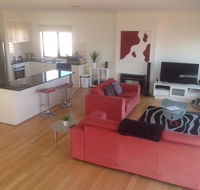 Townhouse Chapel Street - Accommodation Redcliffe