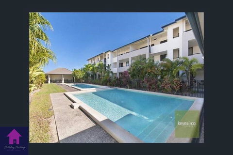 Townsville Luxury Spacious Apt 3 BR-2BTH Pools - Accommodation Redcliffe 3