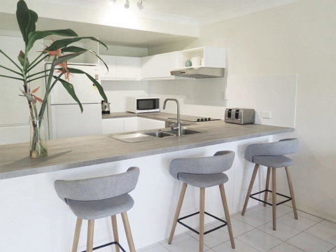 Tradewinds 3 - Accommodation Redcliffe 3