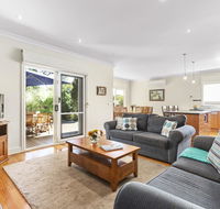 Tranquility in Cowes - Pets Fireplace WiFi Linen 350m Beach 4 Bdrms - Accommodation Redcliffe